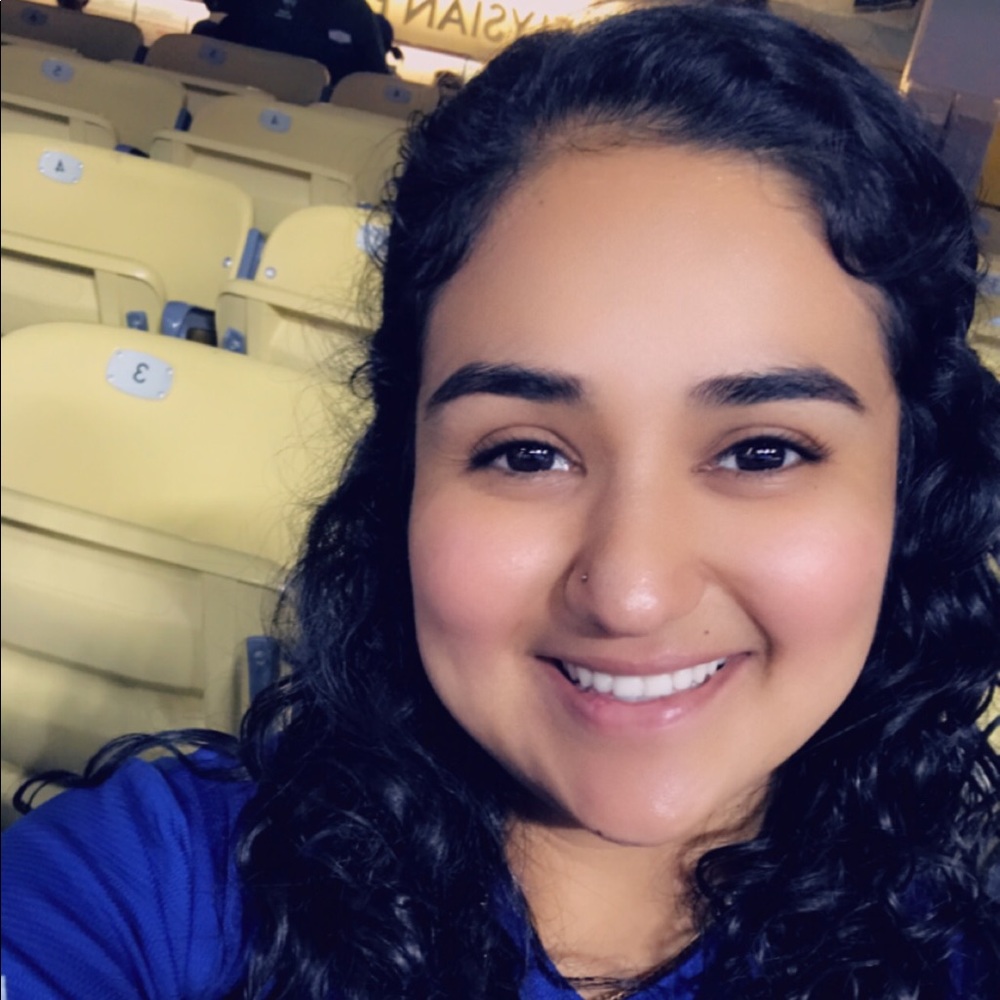 Meet your Posher, Andrea